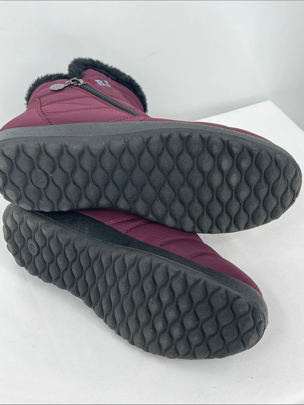 BJ WOMENS SIZE 40 Cozy Winter Ankle Boot - Burgundy SIZE 40